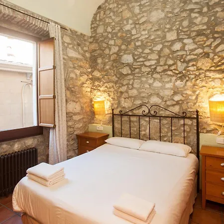 Pelegri - Onyarapartment's Com Girona