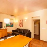 Pelegri - Onyarapartment's Com Girona