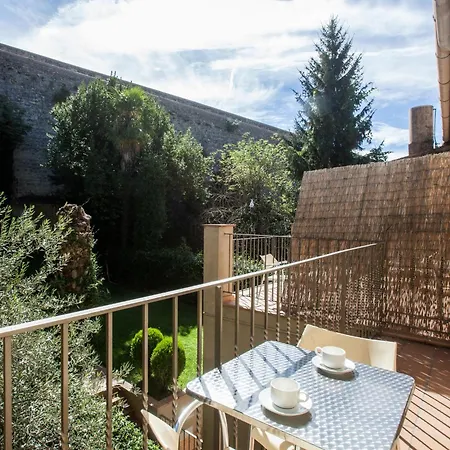 Pelegri - Onyarapartment's Com *